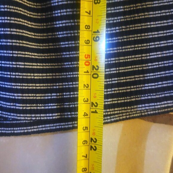 Texture & Thread Madewell - Navy Blue/White Striped Textured Top Size M - Picture 9 of 9